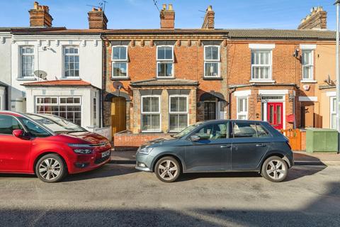 4 bedroom terraced house for sale, Upper Cliff Road, Gorleston, Great Yarmouth, Norfolk, NR31