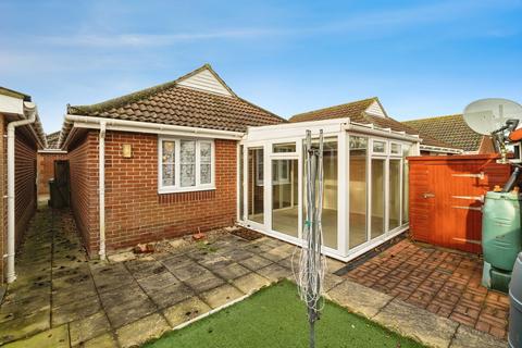 1 bedroom bungalow for sale, Glaven Close, North Walsham, Norfolk, NR28