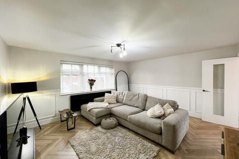 3 bedroom semi-detached house for sale, grange road south, Hyde