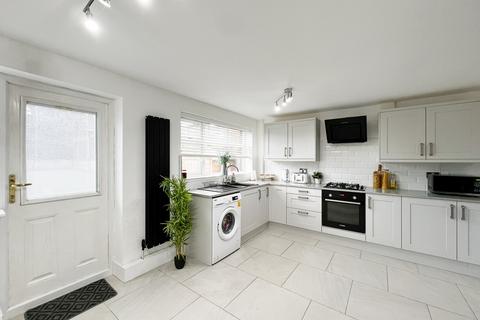 3 bedroom semi-detached house for sale, grange road south, Hyde