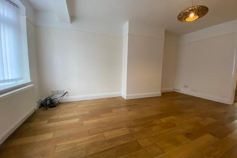 3 bedroom terraced house to rent, Homelea Road, Yardley