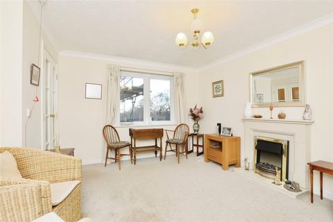 undefined, Bartin Close, Sheffield, South Yorkshire, S11