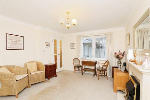undefined, Bartin Close, Sheffield, South Yorkshire, S11