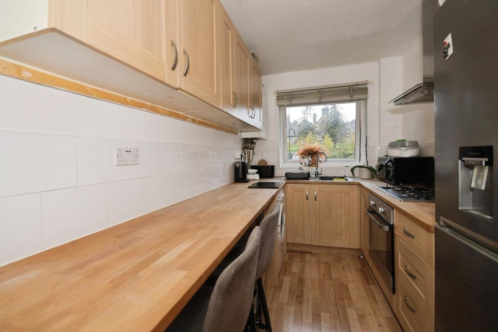 Apartment in Sheffield, South Yorkshire - More