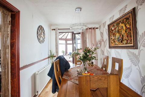 undefined, Taunton Avenue, Sheffield, South Yorkshire, S9
