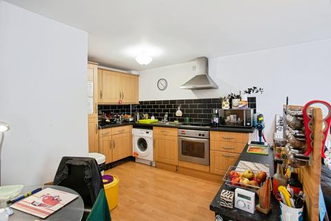 2 bedroom flat for sale, Merton Road, Sheffield, South Yorkshire, S9