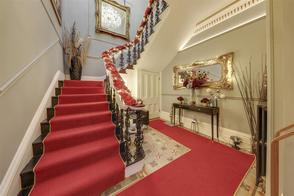 Hallway Alt