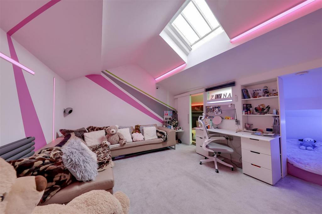 Bed 4