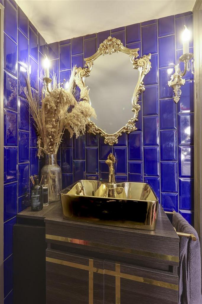 WC Alt