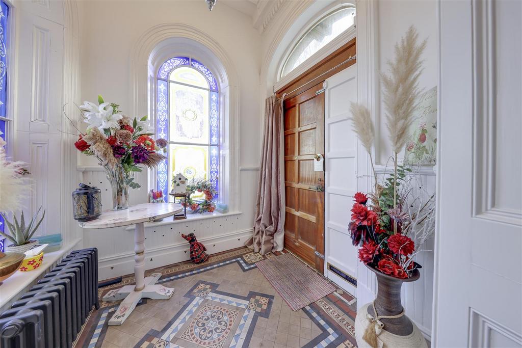 Vestibule Alt