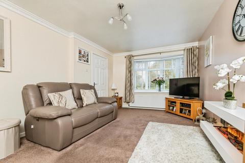 undefined, Penyghent Close, Chapeltown, Sheffield, South Yorkshire, S35
