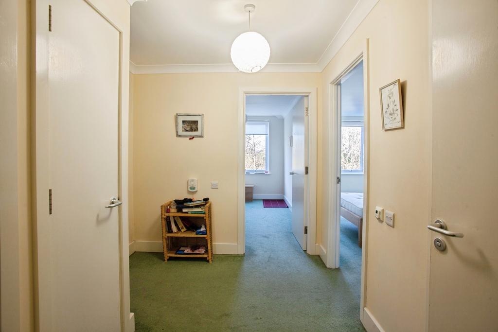 Apartment in Sheffield, South Yorkshire - View 3