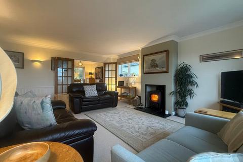 4 bedroom house for sale, Duchess Road, Osbaston, NP25