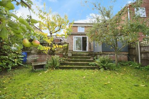 3 bedroom semi-detached house for sale, Queen Victoria Road, New Tupton, Chesterfield, Derbyshire, S42
