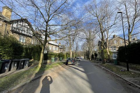 undefined, St. Marys Road, Leeds, West Yorkshire, LS7