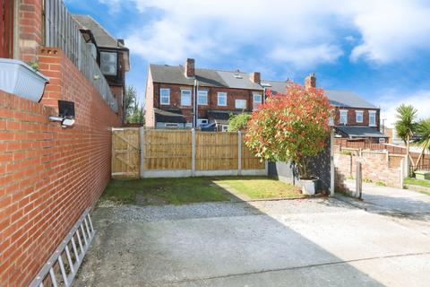 3 bedroom end of terrace house for sale, Bridge Street, Killamarsh, Sheffield, Derbyshire, S21