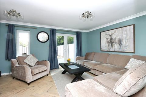 4 bedroom terraced house for sale, Cypress Grove, Wales, Sheffield, South Yorkshire, S26