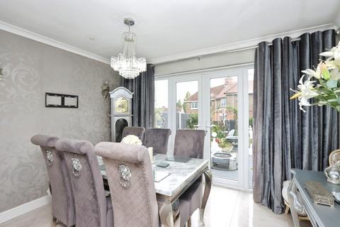 3 bedroom terraced house for sale, Bishops Walk, Kiveton Park, Sheffield, South Yorkshire, S26