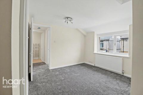 undefined, King Street, EBBW VALE