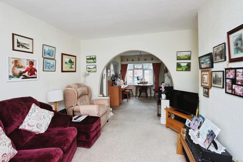 2 bedroom semi-detached house for sale, Jubilee Crescent, Killamarsh, Sheffield, Derbyshire, S21
