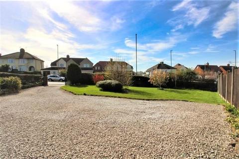 3 bedroom semi-detached house for sale, Mansfield Road, Killamarsh, Sheffield, Derbyshire, S21