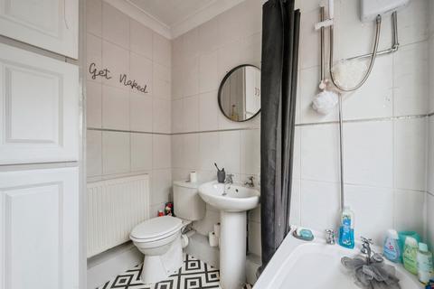 4 bedroom semi-detached house for sale, Rufford Road, Doncaster, South Yorkshire, DN4
