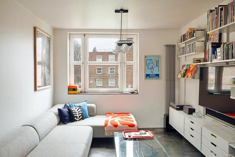 1 bedroom apartment for sale, Mapledene Estate, London E8