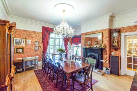 undefined, Regent Square, Doncaster, South Yorkshire, DN1