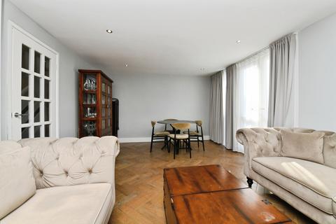 undefined, Wells Gardens, Basildon, Essex, SS14