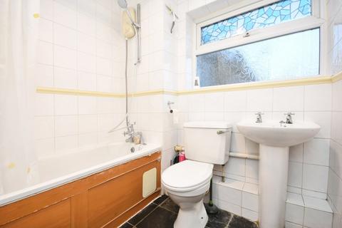 undefined, Mynchens, Basildon, Essex, SS15