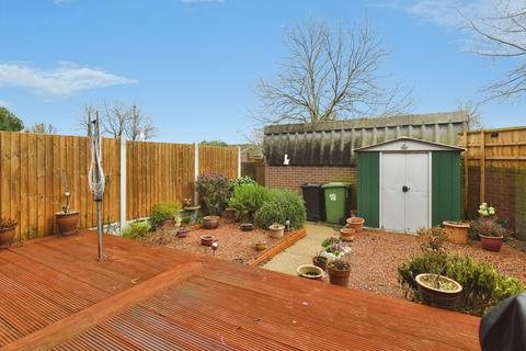 3 bedroom end of terrace house for sale, Freshwater Drive, BASILDON, Essex, SS16