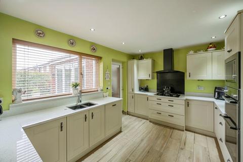 undefined, Long Close, Doncaster, South Yorkshire, DN4