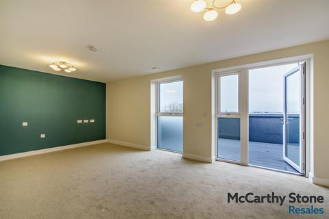 1 bedroom apartment for sale, Twelve Acres Place, Palmers Field Avenue, Chichester, West Sussex, PO19 6GT