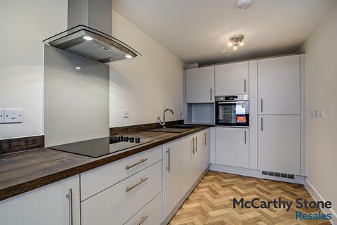 1 bedroom apartment for sale, Twelve Acres Place, Palmers Field Avenue, Chichester, West Sussex, PO19 6GT