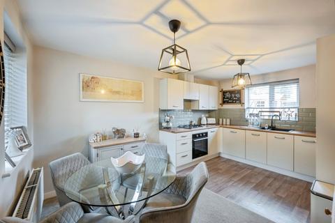3 bedroom detached house for sale, Roberts Road, Edlington, Doncaster, South Yorkshire, DN12