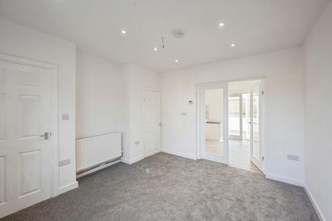 undefined, The Crescent, Armthorpe, Doncaster, South Yorkshire, DN3