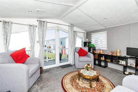 3 bedroom detached house for sale, Coast Road, Corton, Lowestoft, Suffolk, NR32