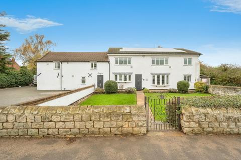 4 bedroom detached house for sale, Mosham Road, Blaxton, Doncaster, South Yorkshire, DN9
