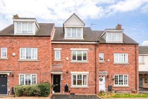 undefined, Sunflower Gardens, Bessacarr, Doncaster, South Yorkshire, DN4