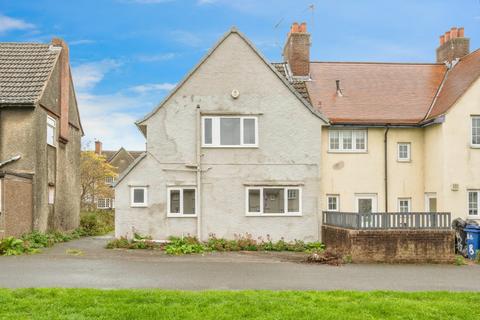 undefined, East Avenue, Woodlands, Doncaster, South Yorkshire, DN6