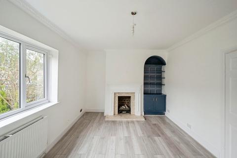 undefined, East Avenue, Woodlands, Doncaster, South Yorkshire, DN6