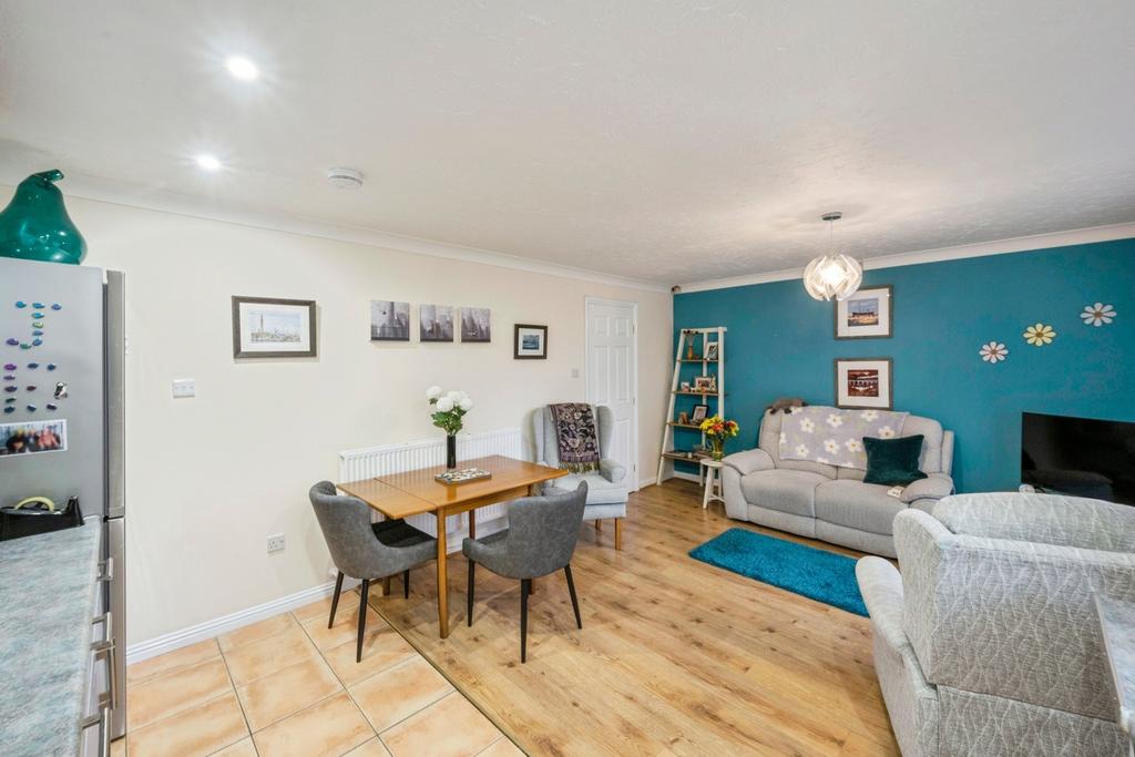 Kitchen/Lounge