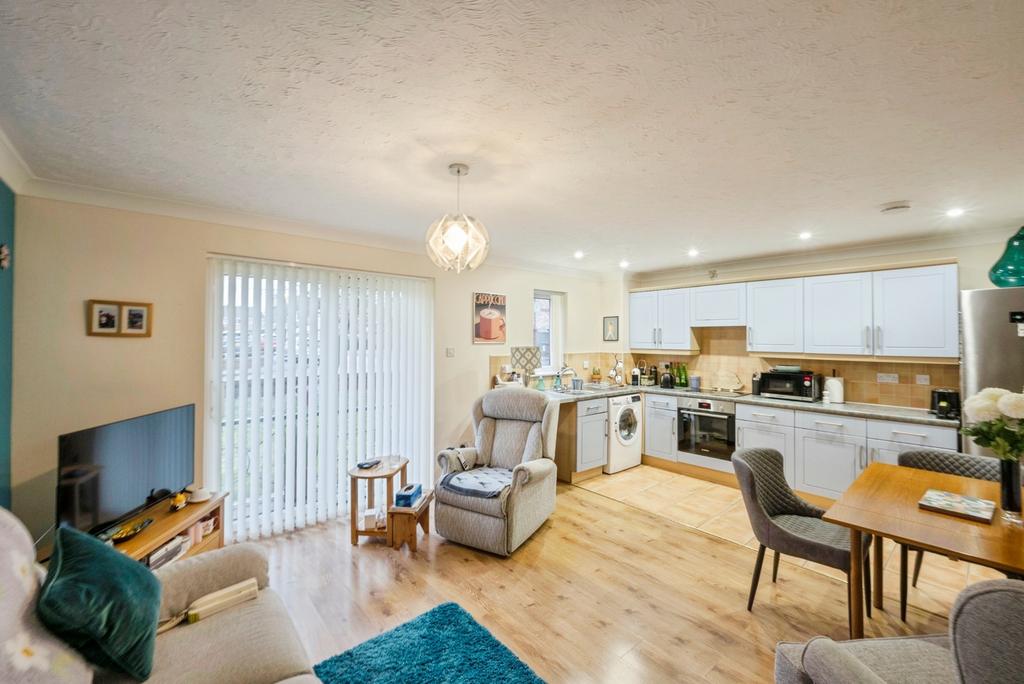 Kitchen/Lounge