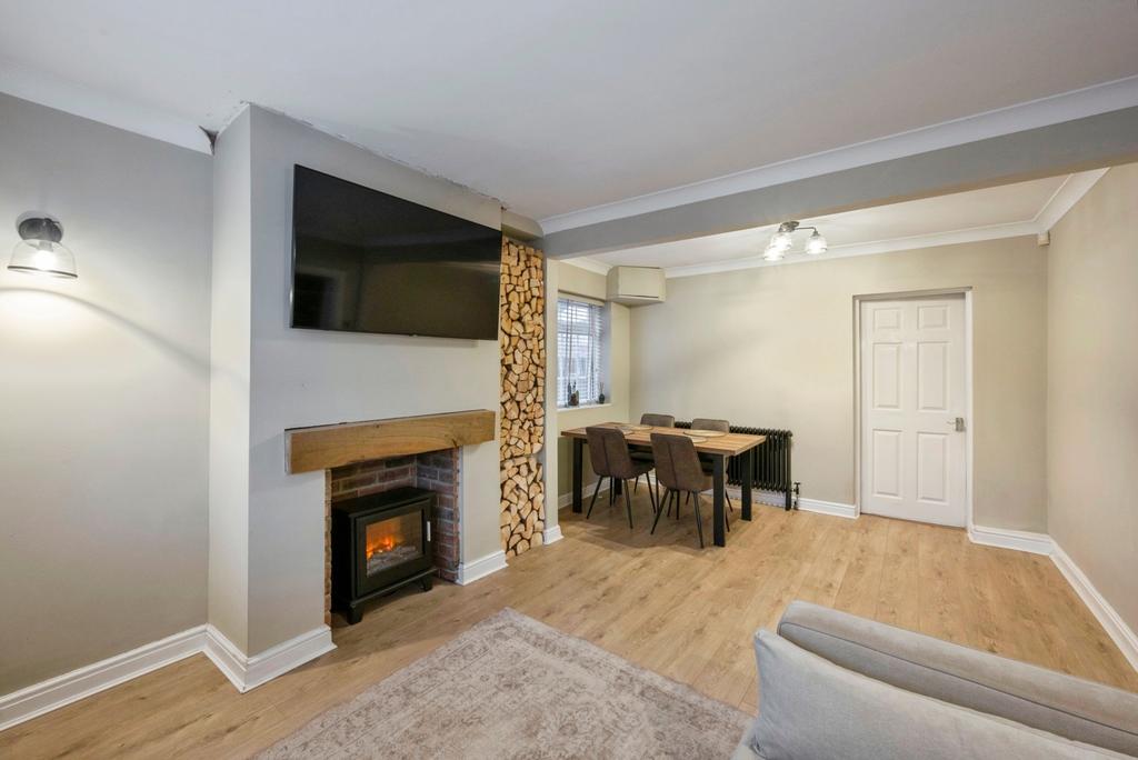 Lounge/Dinding Room