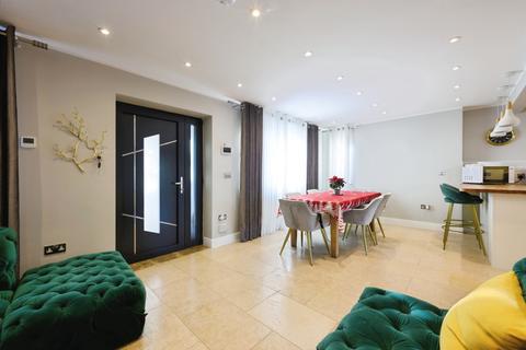 3 bedroom detached house for sale, Hillside, Orwell, Royston, Cambridgeshire, SG8