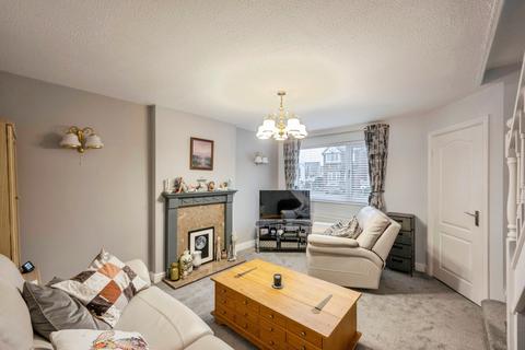 4 bedroom detached house for sale, Edgbaston Way, Edlington, Doncaster, South Yorkshire, DN12