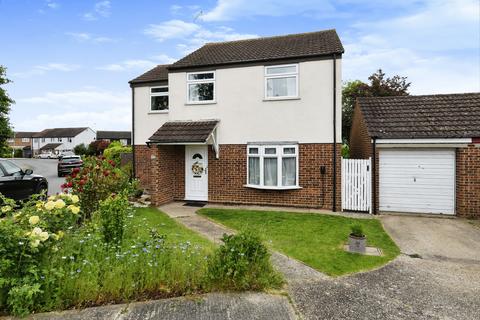 Pickwick Avenue, Chelmsford, Essex, CM1