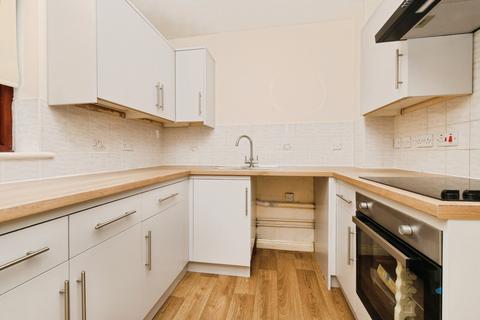 2 bedroom flat for sale, Baddow Road, Chelmsford, Essex, CM2