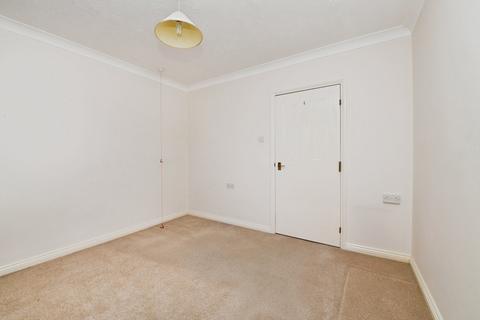 2 bedroom flat for sale, Baddow Road, Chelmsford, Essex, CM2