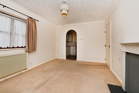 2 bedroom flat for sale, Baddow Road, Chelmsford, Essex, CM2